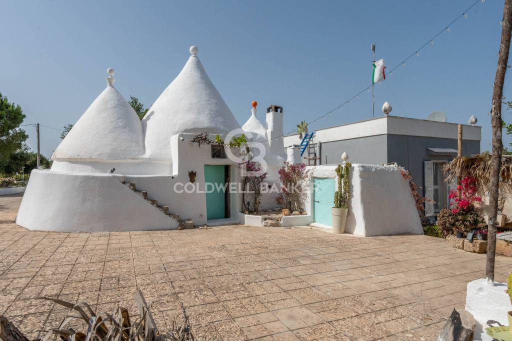 quadrivano in vendita ad Ostuni