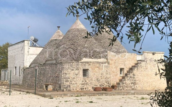 negozio in vendita ad Ostuni