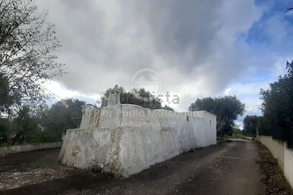 pentavano in vendita ad Ostuni