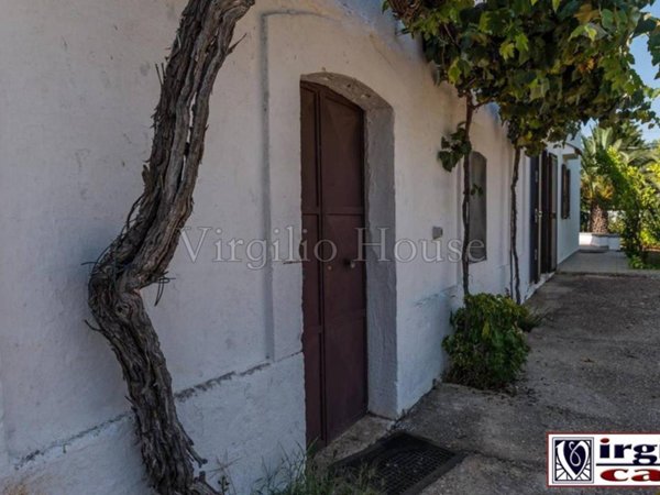 casa indipendente in vendita ad Ostuni