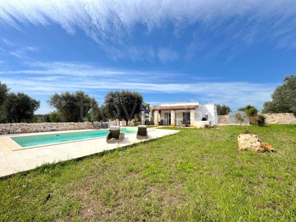 casa indipendente in vendita ad Ostuni