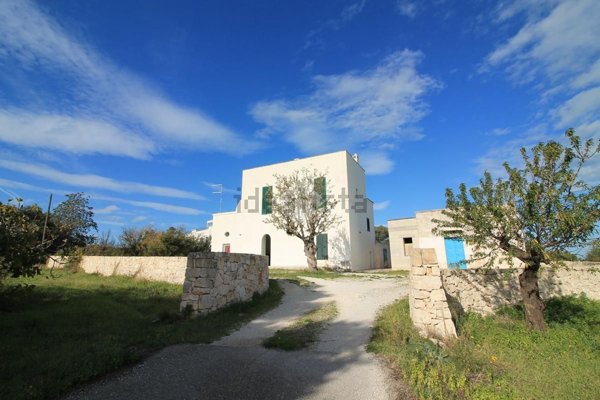 quadrivano in vendita ad Ostuni