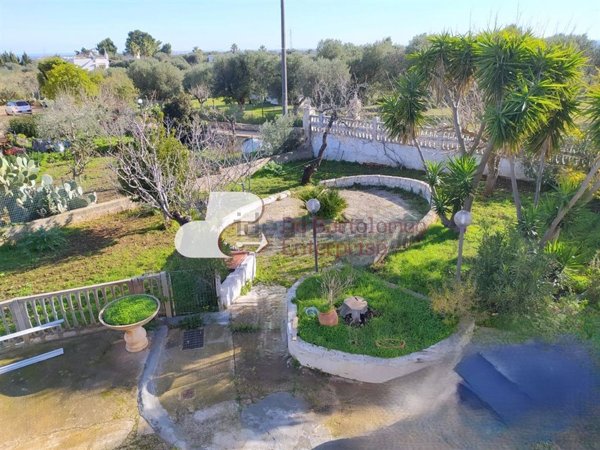 quadrivano in vendita ad Ostuni