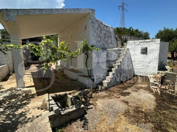casa indipendente in vendita ad Ostuni