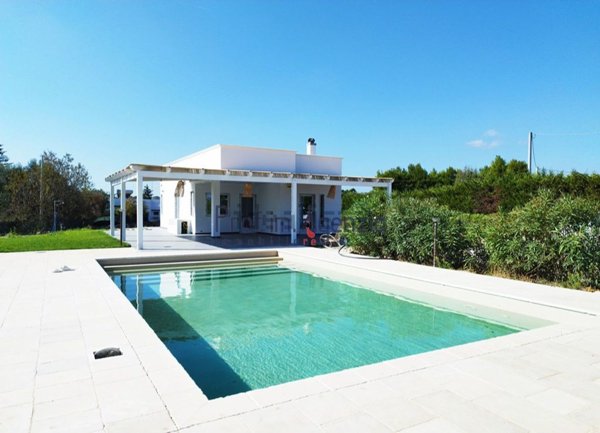 casa indipendente in vendita ad Ostuni