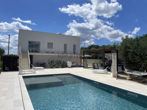 casa indipendente in vendita ad Ostuni