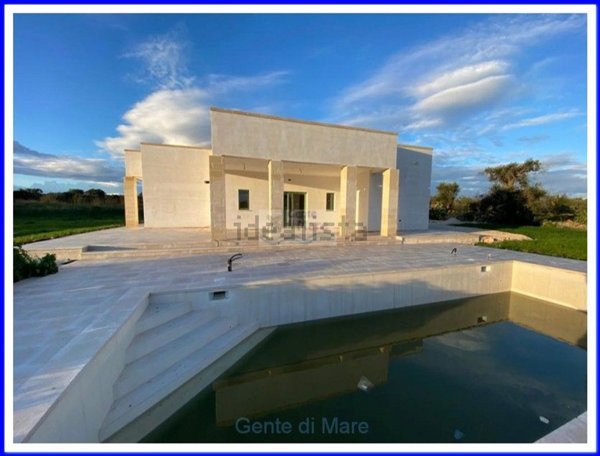 casa indipendente in vendita ad Ostuni
