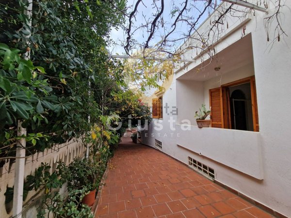 casa indipendente in vendita ad Ostuni in zona Rosa Marina