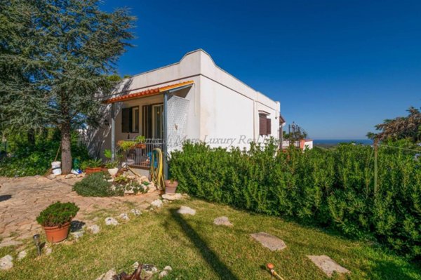 casa indipendente in vendita ad Ostuni