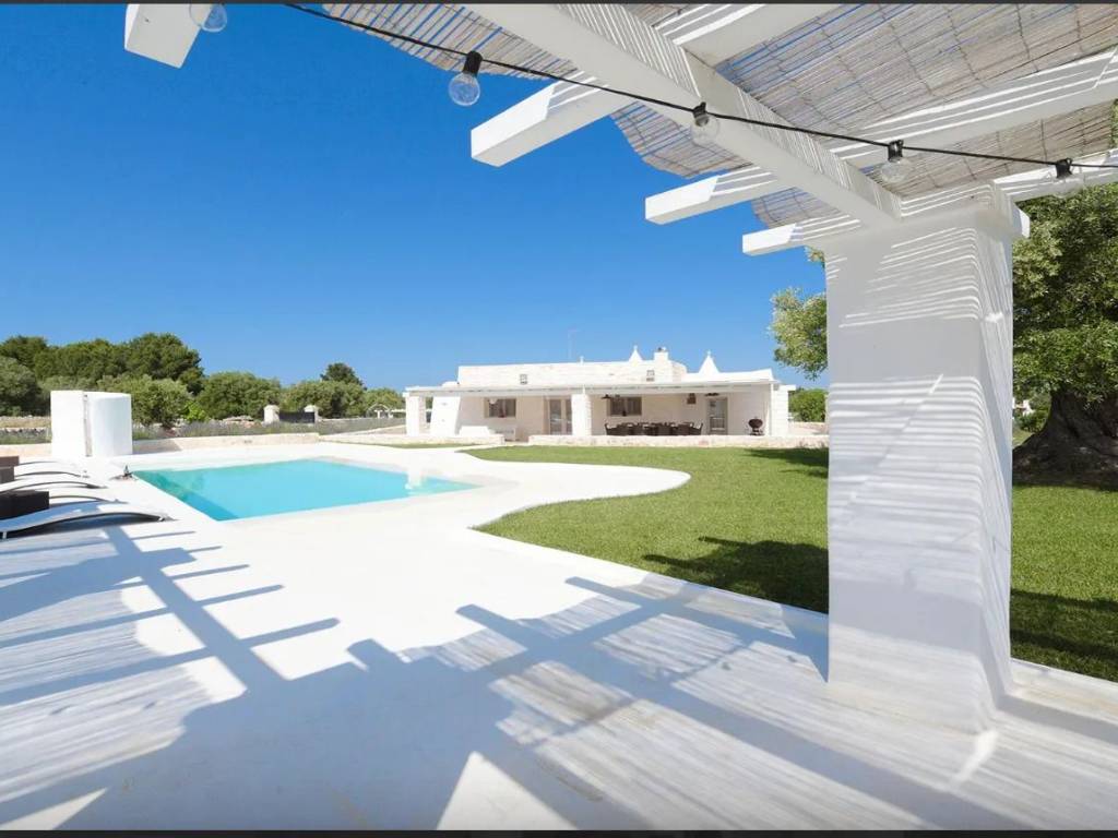 quadrivano in vendita ad Ostuni
