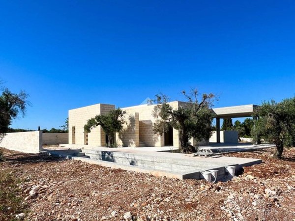 casa indipendente in vendita ad Ostuni