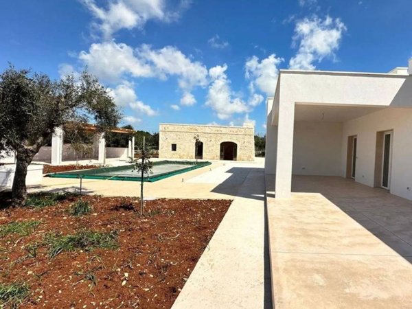 casa indipendente in vendita ad Ostuni