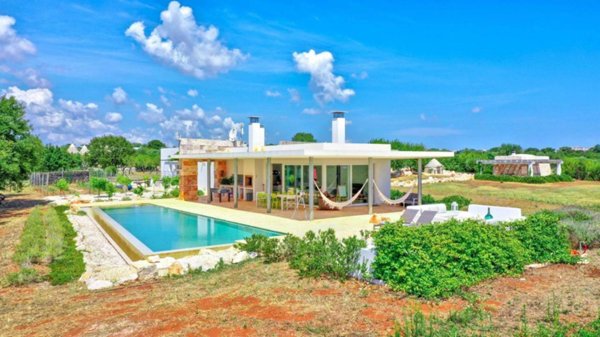 casa indipendente in vendita ad Ostuni