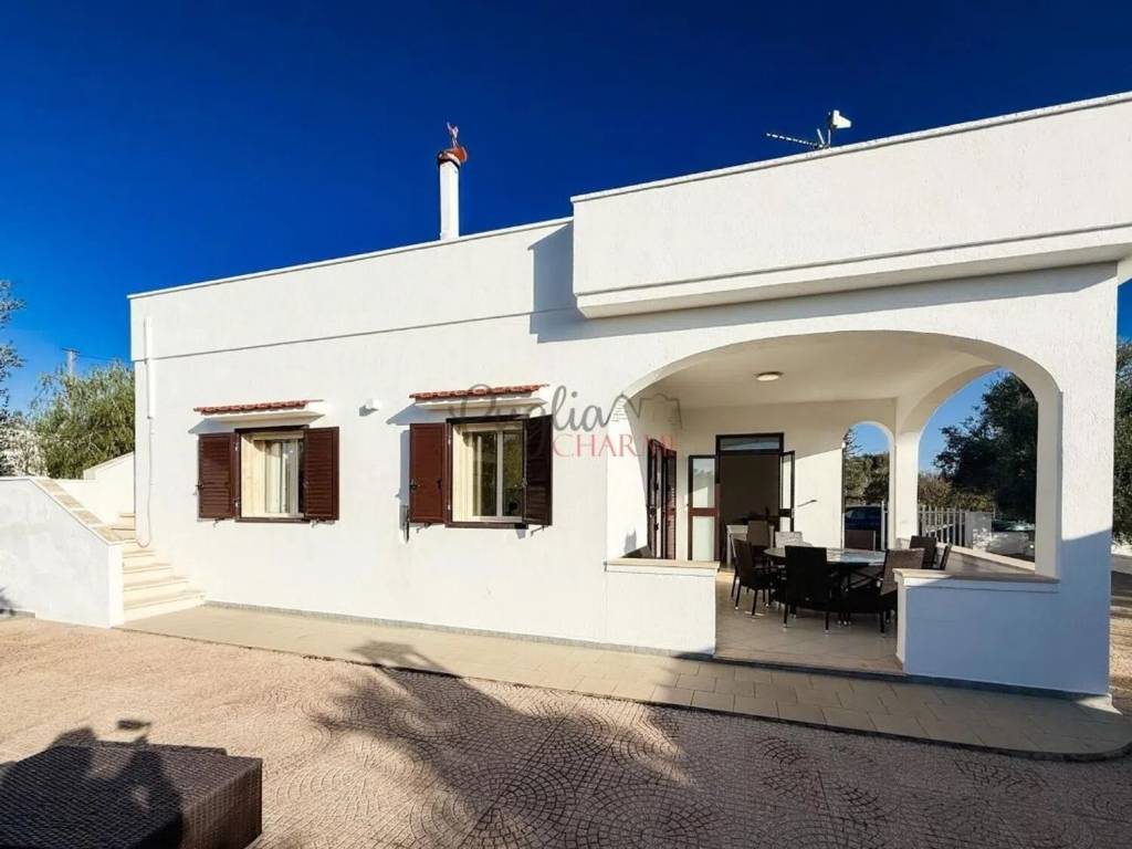 casa indipendente in vendita ad Ostuni