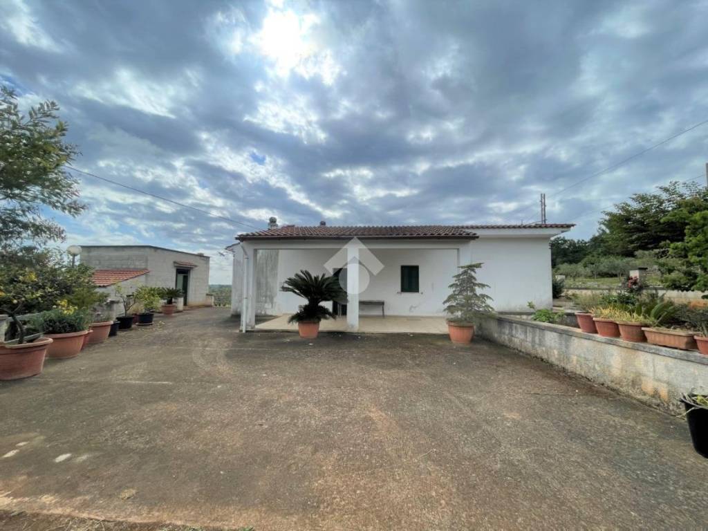 casa indipendente in vendita ad Ostuni
