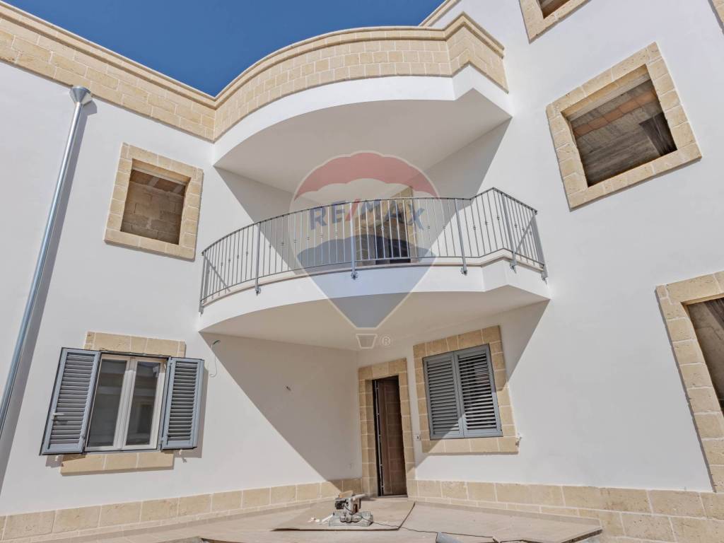 casa indipendente in vendita ad Ostuni in zona Rosa Marina