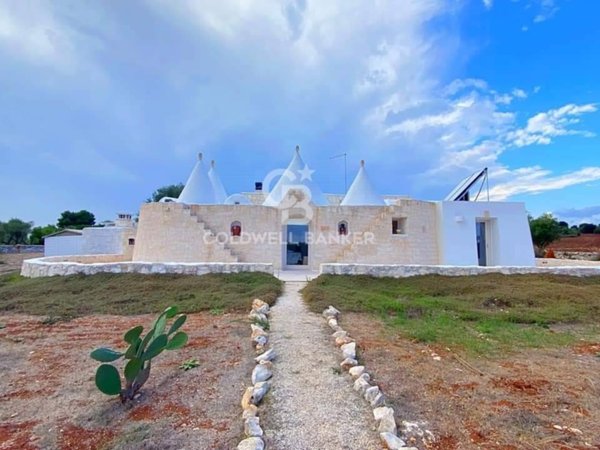 casa indipendente in vendita ad Ostuni