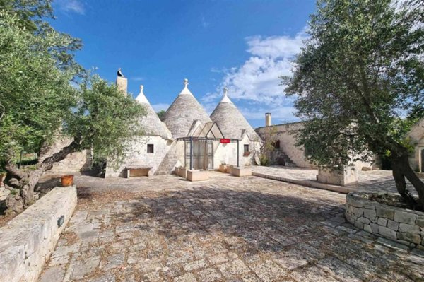 negozio in vendita ad Ostuni