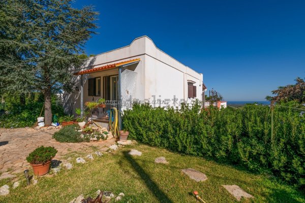 casa indipendente in vendita ad Ostuni