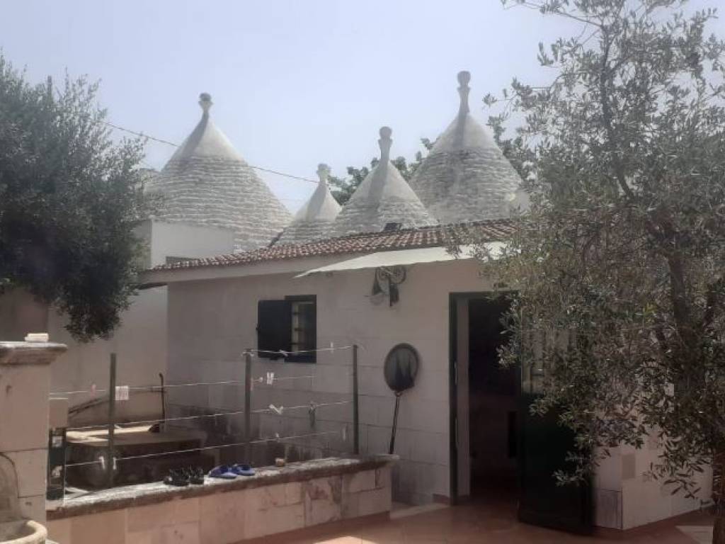 negozio in vendita ad Ostuni