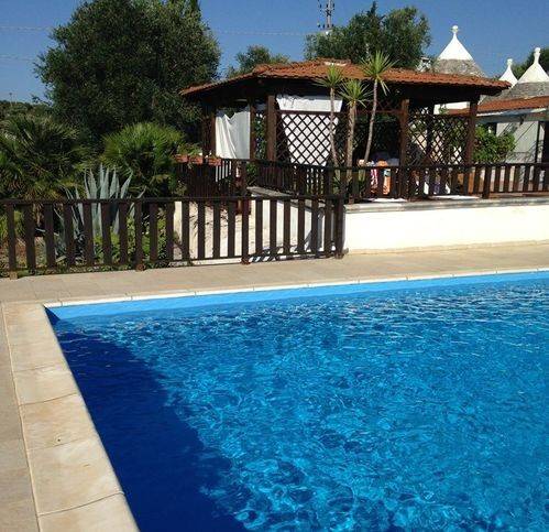 negozio in vendita ad Ostuni