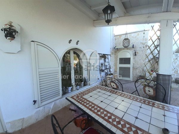 quadrivano in vendita ad Ostuni