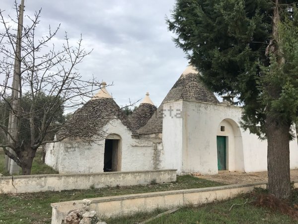 pentavano in vendita ad Ostuni