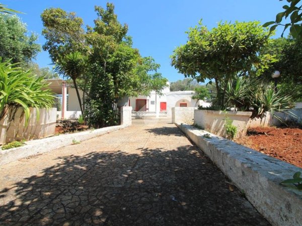 casa indipendente in vendita ad Ostuni