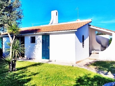 casa indipendente in vendita ad Ostuni in zona Rosa Marina