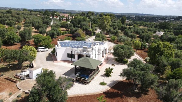 casa indipendente in vendita ad Ostuni