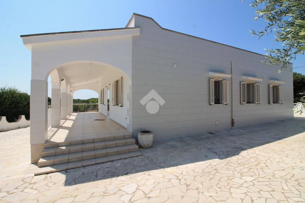 casa indipendente in vendita ad Ostuni