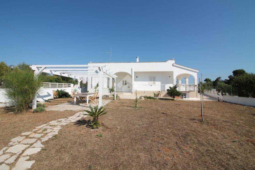 casa indipendente in vendita ad Ostuni