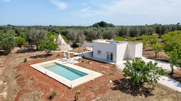 negozio in vendita ad Ostuni