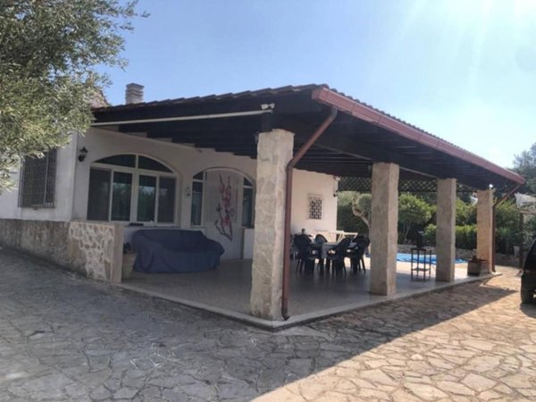 casa indipendente in vendita ad Ostuni