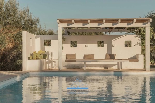 casa indipendente in vendita ad Ostuni