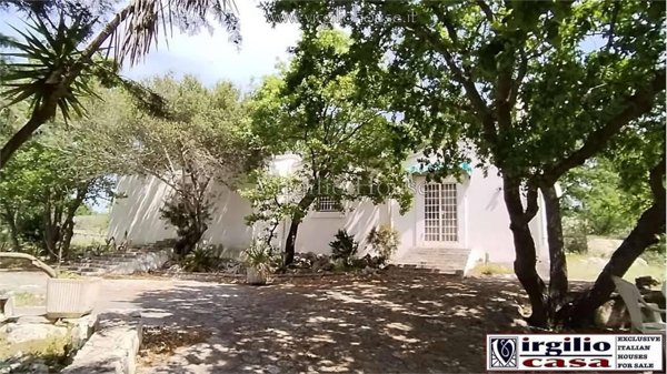 casa indipendente in vendita ad Ostuni