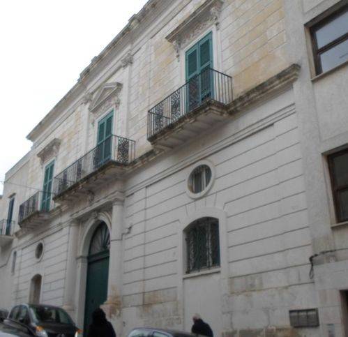 intera palazzina in vendita ad Ostuni