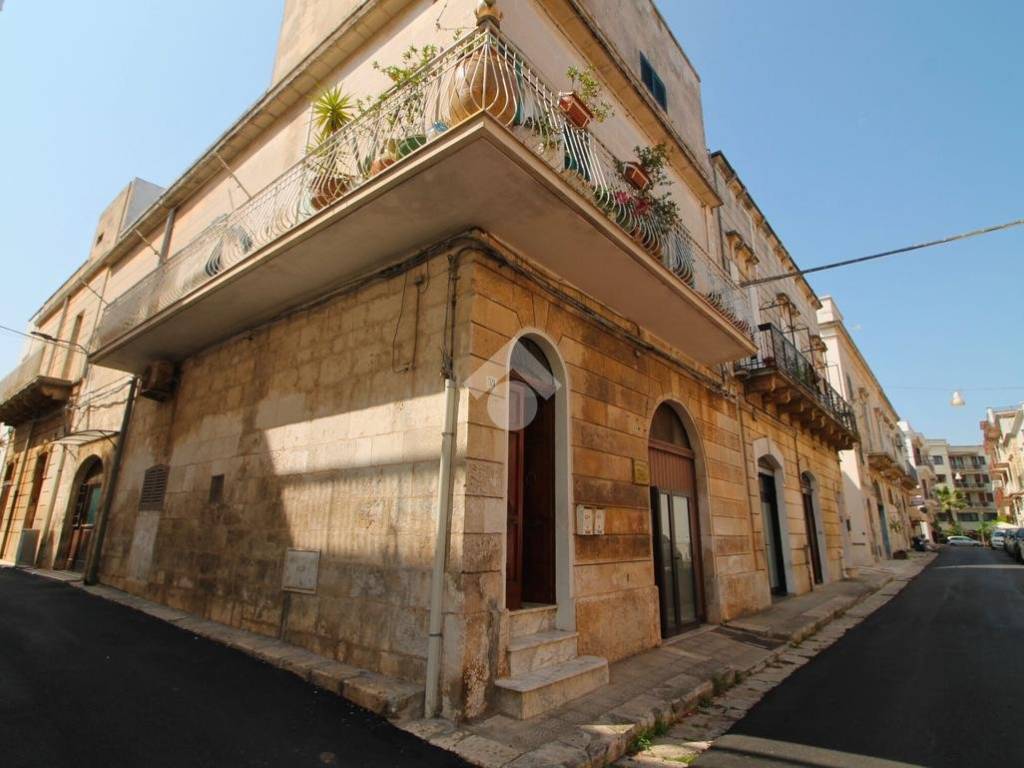 casa indipendente in vendita ad Ostuni