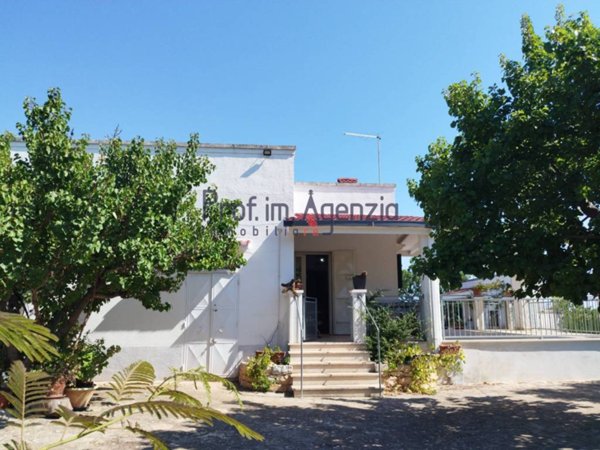 casa indipendente in vendita ad Ostuni
