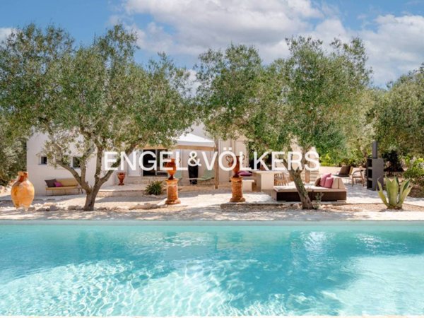 casa indipendente in vendita ad Ostuni
