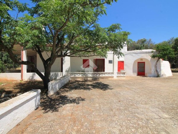 casa indipendente in vendita ad Ostuni