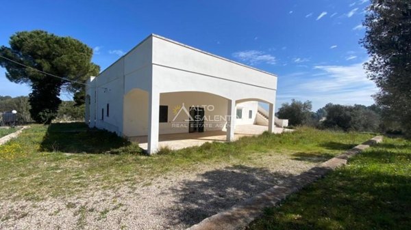 casa indipendente in vendita ad Ostuni