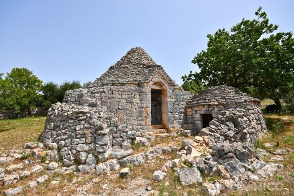 negozio in vendita ad Ostuni
