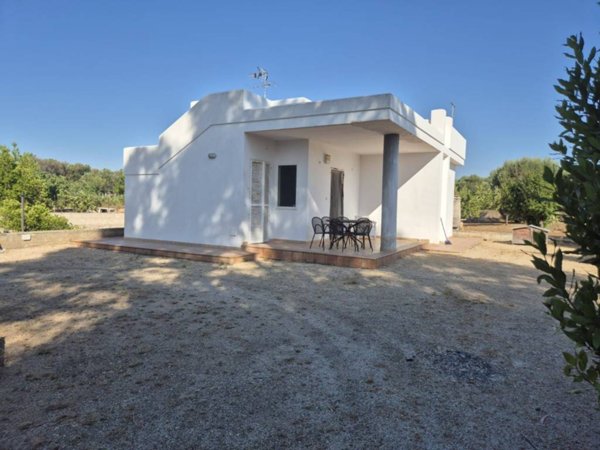 casa indipendente in vendita ad Ostuni