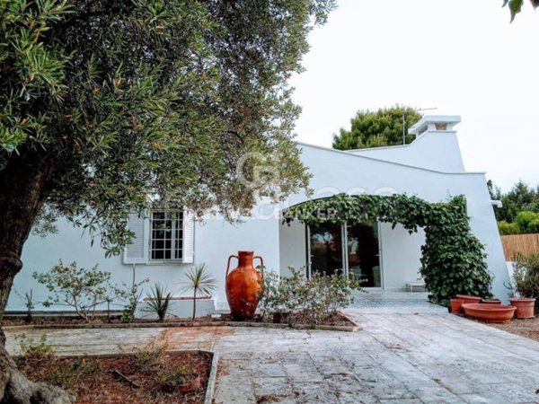 casa indipendente in vendita ad Ostuni