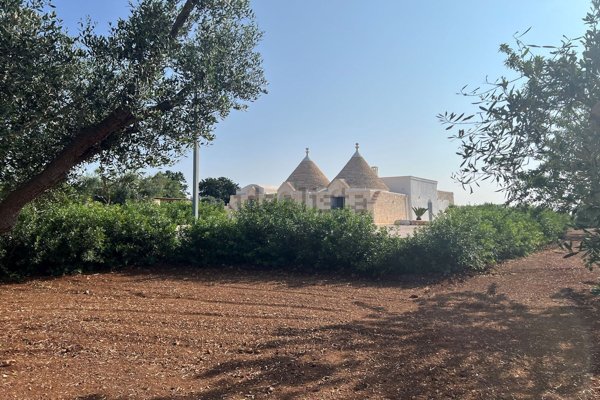 esavano in vendita ad Ostuni