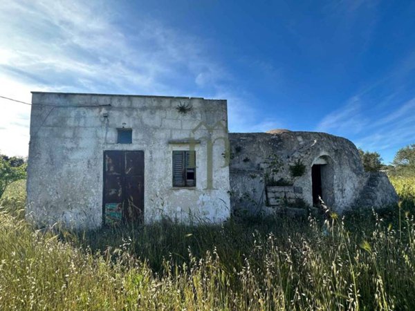 casa indipendente in vendita ad Ostuni