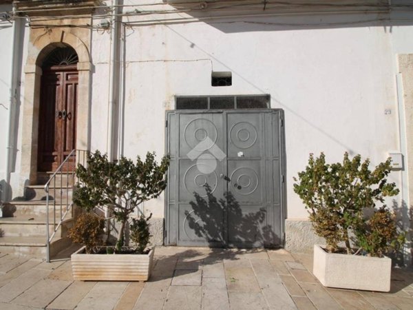 negozio in vendita ad Ostuni