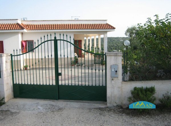 casa indipendente in vendita ad Ostuni