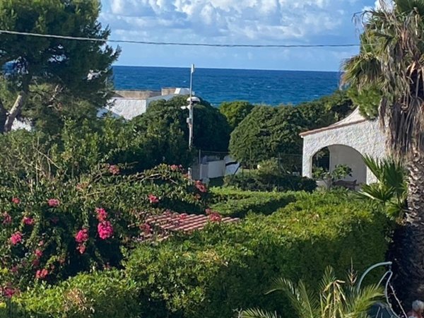 casa indipendente in vendita ad Ostuni in zona Villanova